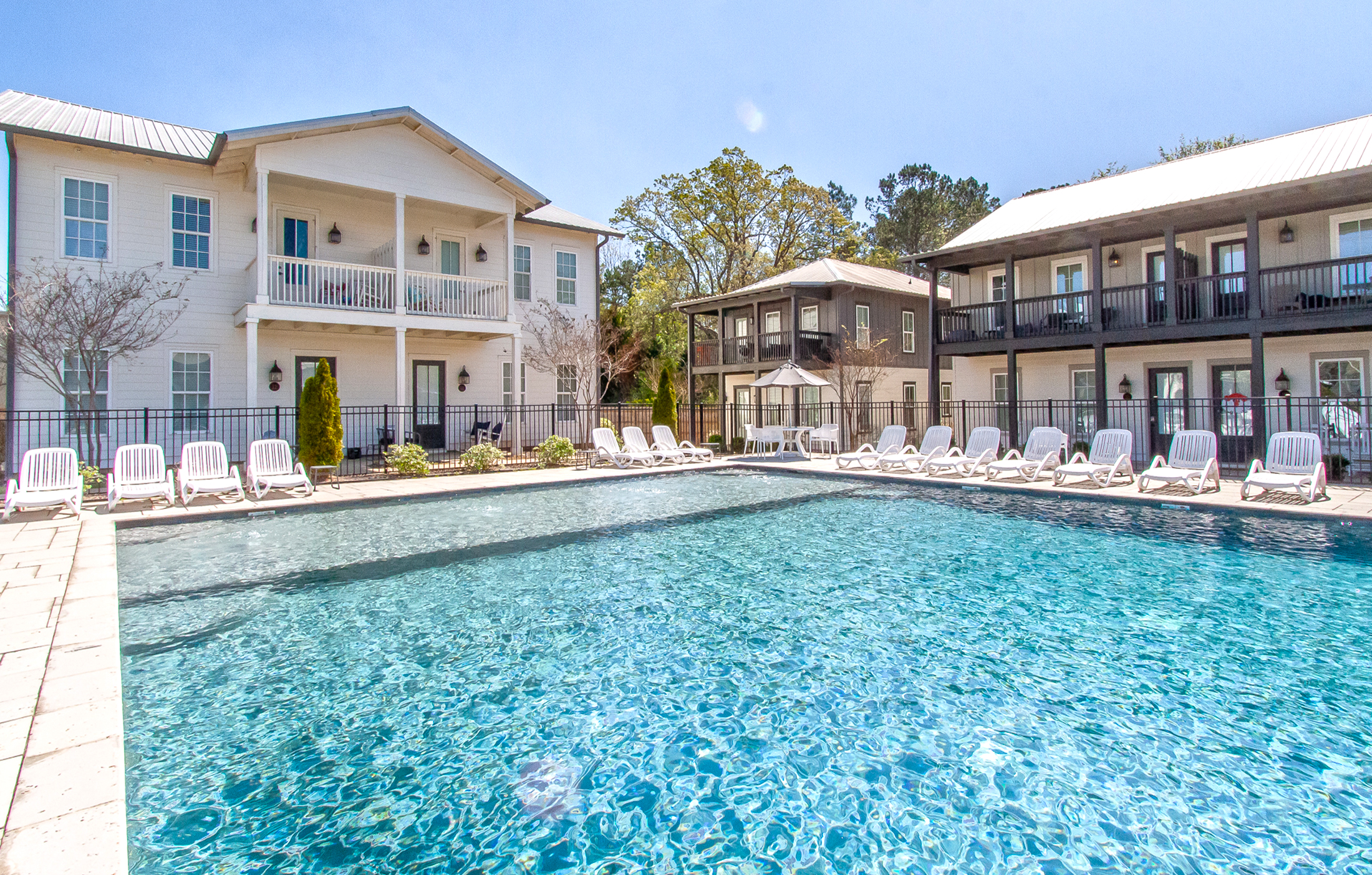 midtown auburn apartments near auburn university pool